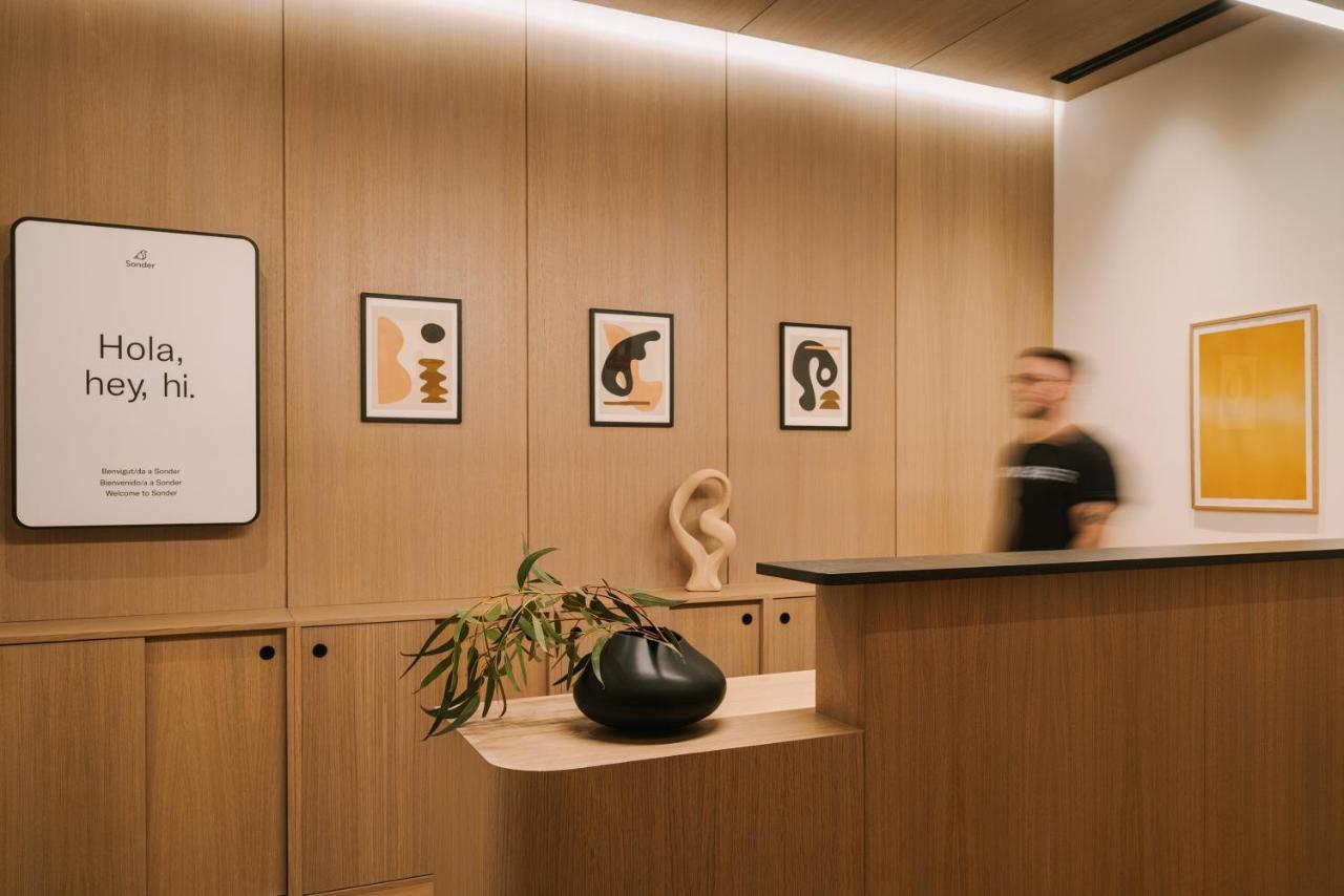 Готель Sonder Paseo De Gracia Барселона Екстер'єр фото Reception at WeWork's headquarters in Berlin